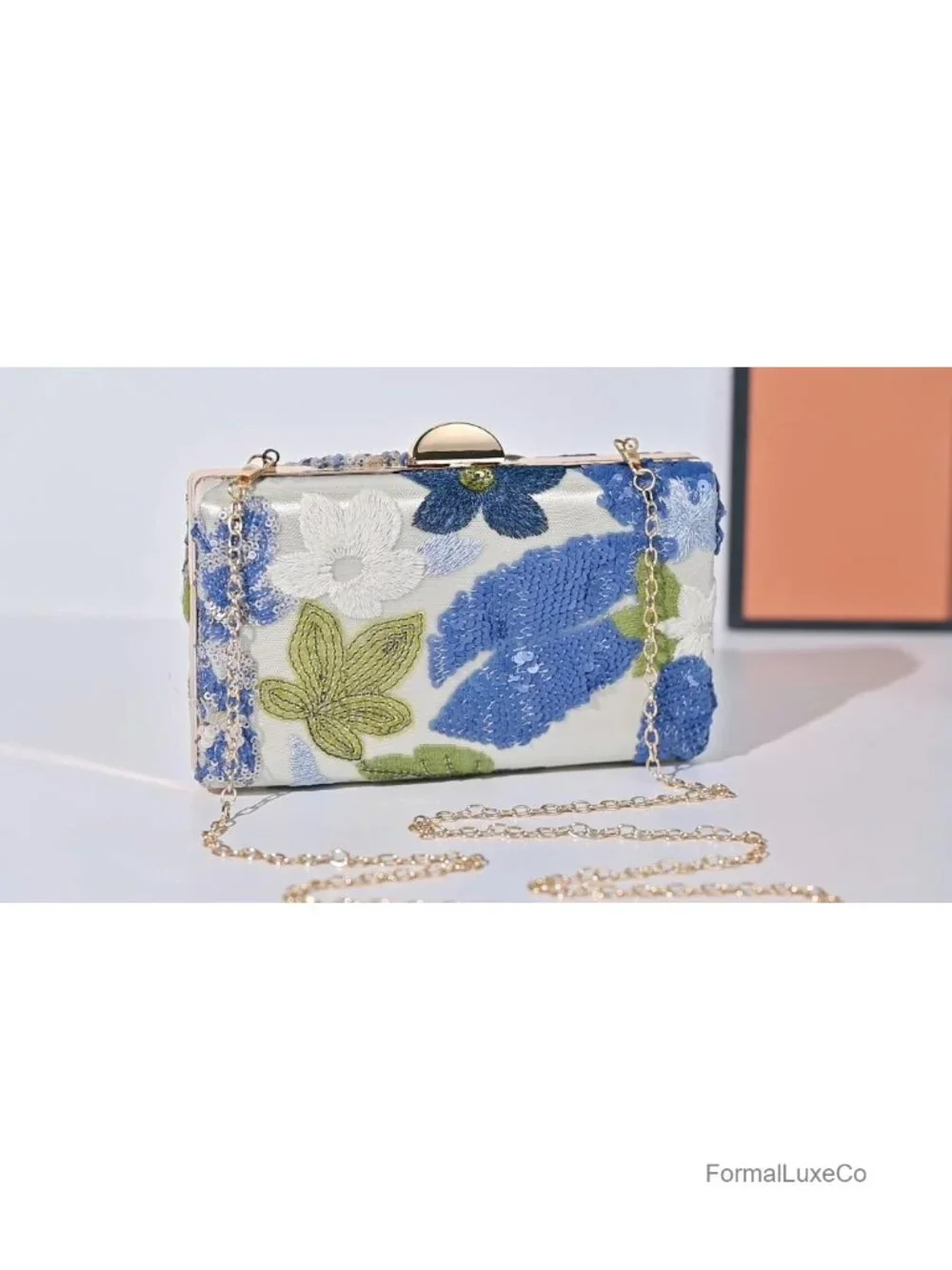 Embroidered Floral Sequin Evening Clutch with Detachable Chain Shoulder Bag